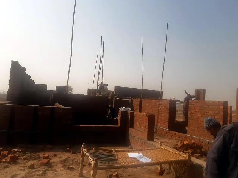 House 469 Sector Q DHA Multan brickwork in progress 2020